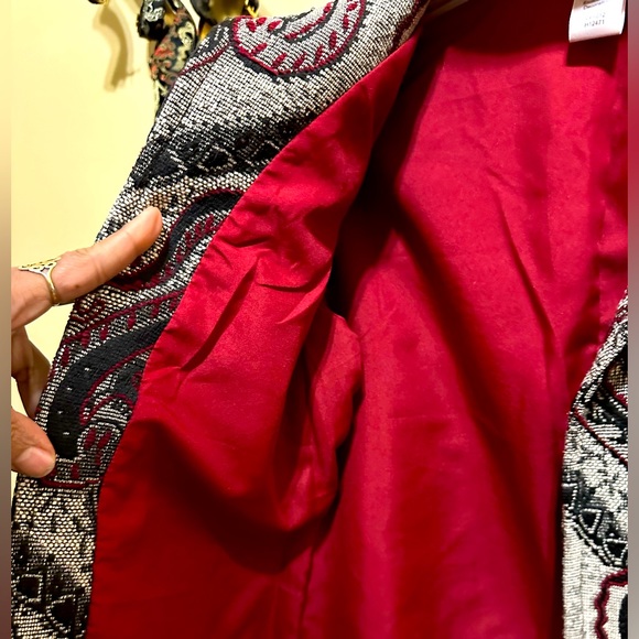 Coldwater Creek Eclectic Blazer beautiful - Picture 4 of 6